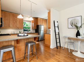 6318 5th Avenue NE C, Seattle WA 98115