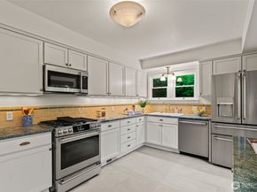 2701 NE 94th Street, Seattle WA 98115