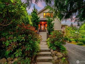 2701 NE 94th Street, Seattle WA 98115