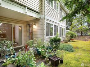 11130 SE 208th St J101, Kent WA 98031