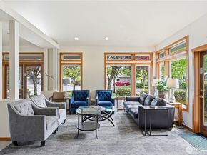 11130 SE 208th St J101, Kent WA 98031