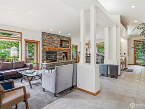 11130 SE 208th St J101, Kent WA 98031