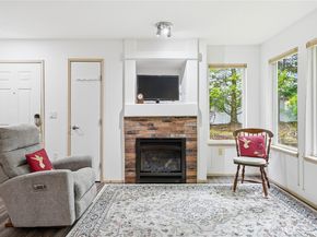 11130 SE 208th St J101, Kent WA 98031