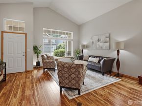 115 170th Street SE, Bothell WA 98012