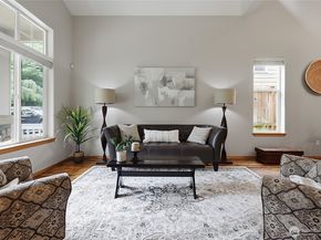 115 170th Street SE, Bothell WA 98012