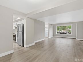 11206 SE 219th Place, Kent WA 98031