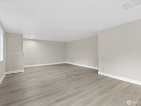 11206 SE 219th Place, Kent WA 98031