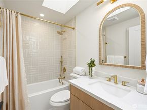 18721 NE 133rd Street, Woodinville WA 98072