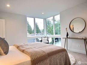 813 NE 90th Street, Seattle WA 98115