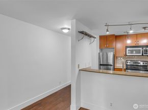 3401 Wallingford Avenue N 210, Seattle WA 98103