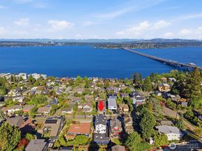909 32nd Avenue S A, Seattle WA 98144