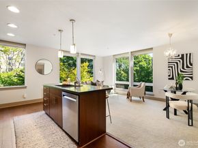 4547 8th Avenue NE 310, Seattle WA 98105