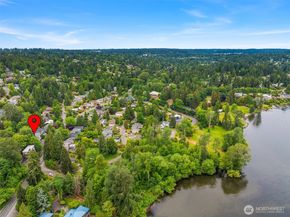 9021 Sand Point Way NE, Seattle WA 98115