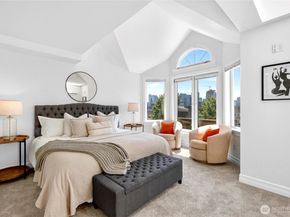 402 Aloha Street, Seattle WA 98109