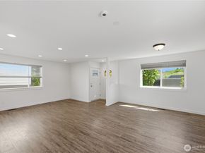 11546 85th Avenue S, Seattle WA 98178