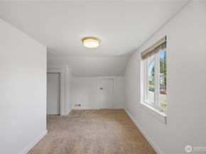11546 85th Avenue S, Seattle WA 98178