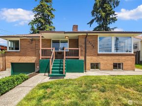 12742 Palatine Avenue N, Seattle WA 98133