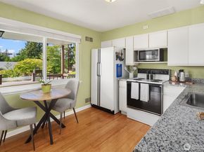 12742 Palatine Avenue N, Seattle WA 98133
