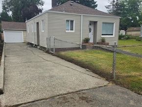 1720 Snyder Avenue, Bremerton WA 98312