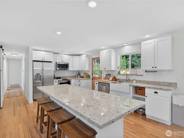 19927 89th Place W, Edmonds WA 98026