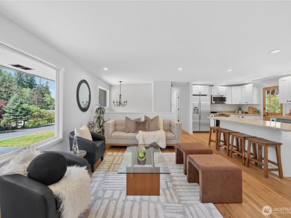 19927 89th Place W, Edmonds WA 98026
