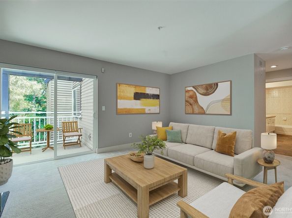 215 20th Avenue E 307, Seattle WA 98112