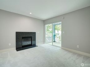 215 20th Avenue E 307, Seattle WA 98112