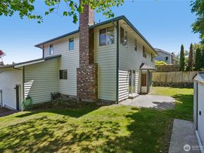 32745 47th Avenue SW, Federal Way WA 98023