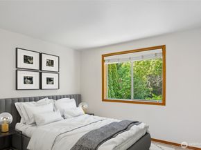 32745 47th Avenue SW, Federal Way WA 98023