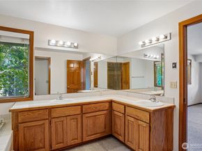 32745 47th Avenue SW, Federal Way WA 98023