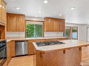 32745 47th Avenue SW, Federal Way WA 98023