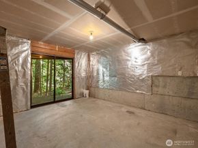 17116 Gravenstein Road, Bothell WA 98012