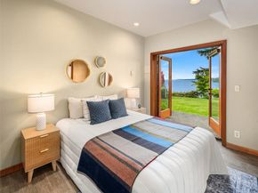 6814 SW Maury Park Rd, Vashon WA 98070