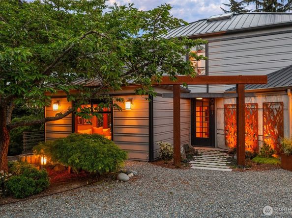 6814 SW Maury Park Rd, Vashon WA 98070
