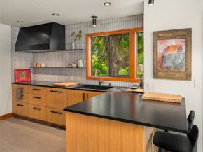 6814 SW Maury Park Rd, Vashon WA 98070