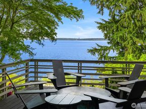 6814 SW Maury Park Rd, Vashon WA 98070