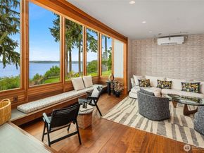 6814 SW Maury Park Rd, Vashon WA 98070