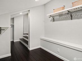 20819 NE 25th Street, Sammamish WA 98074