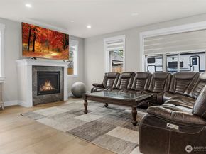 20214 104th Place SE, Kent WA 98031