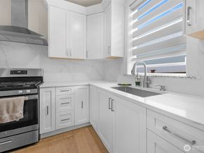 20214 104th Place SE, Kent WA 98031