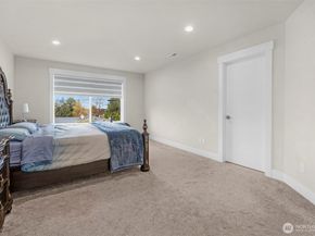 20214 104th Place SE, Kent WA 98031