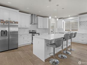 20214 104th Place SE, Kent WA 98031