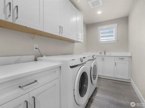 20214 104th Place SE, Kent WA 98031