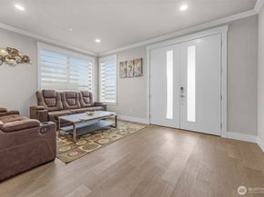 20214 104th Place SE, Kent WA 98031