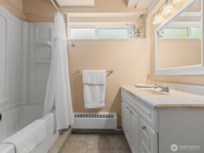 1401 SW 137th Street, Burien WA 98166