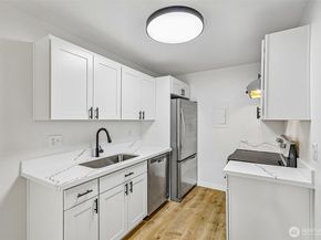 6817 137th Place NE 451, Redmond WA 98052