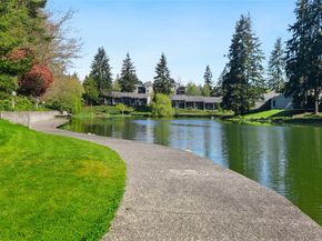 6817 137th Place NE 451, Redmond WA 98052