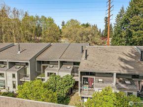 6817 137th Place NE 451, Redmond WA 98052