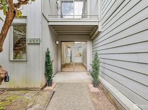 6817 137th Place NE 451, Redmond WA 98052