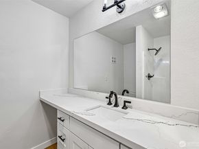 6817 137th Place NE 451, Redmond WA 98052